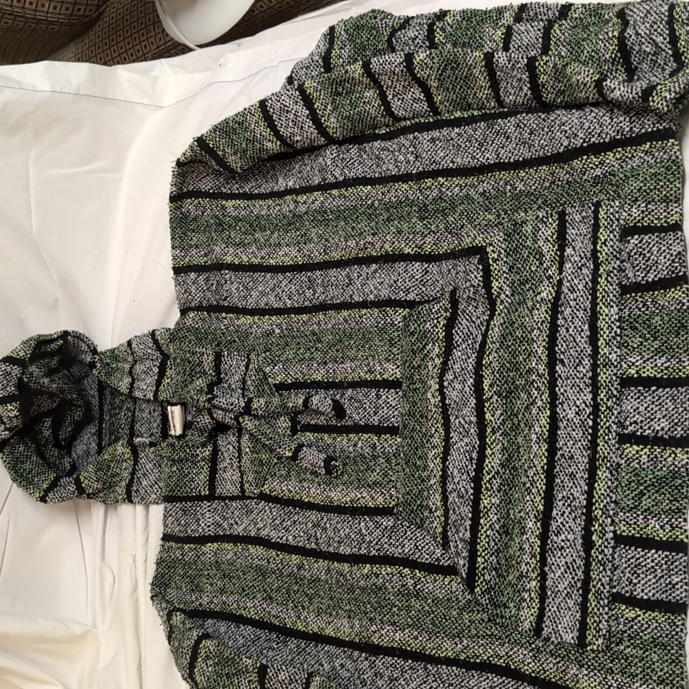 Men's XL hoodie by oland
